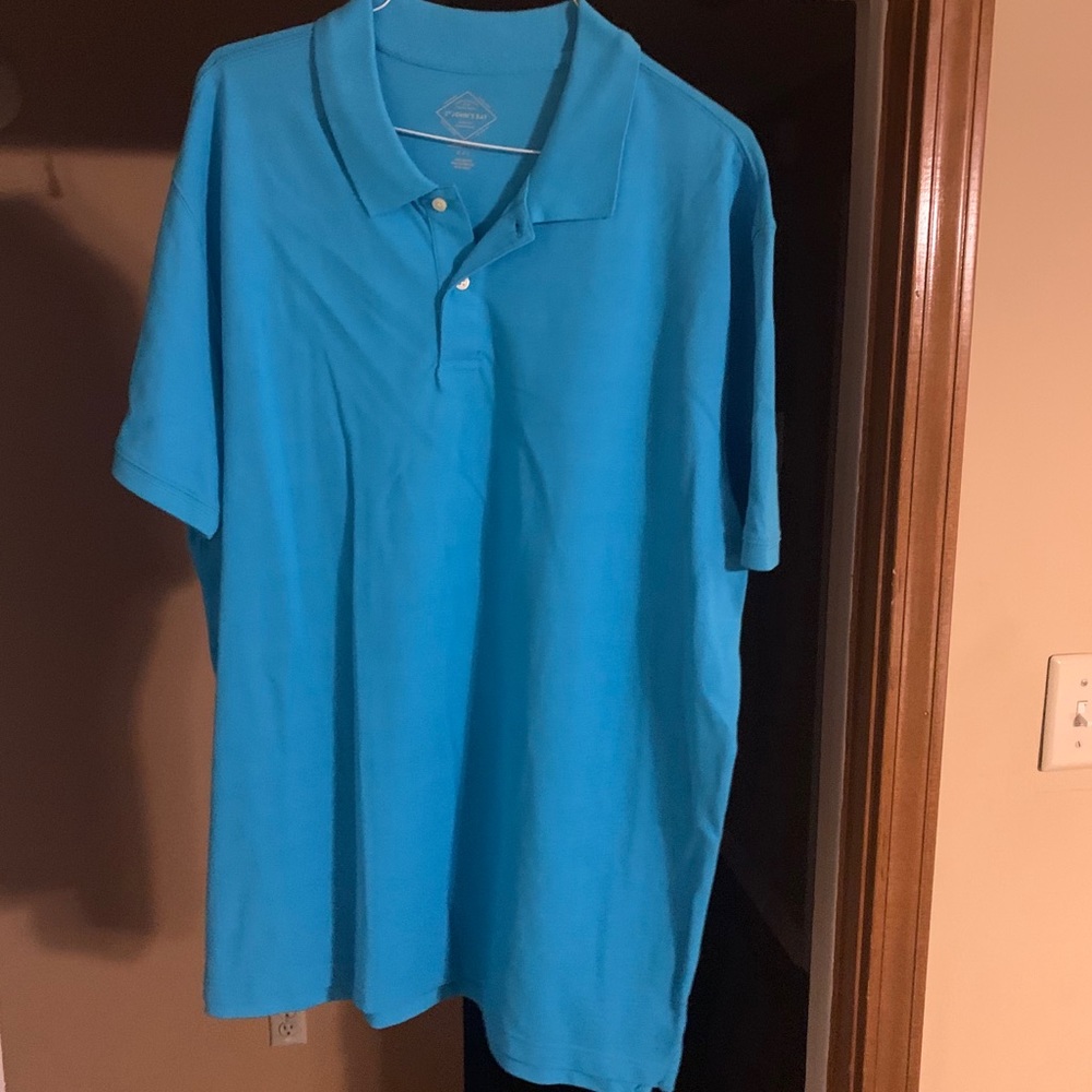 Short sleeve polo shirt